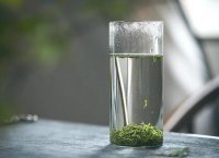 中國(guó)茶葉的三大類： 綠茶、紅茶、烏龍茶